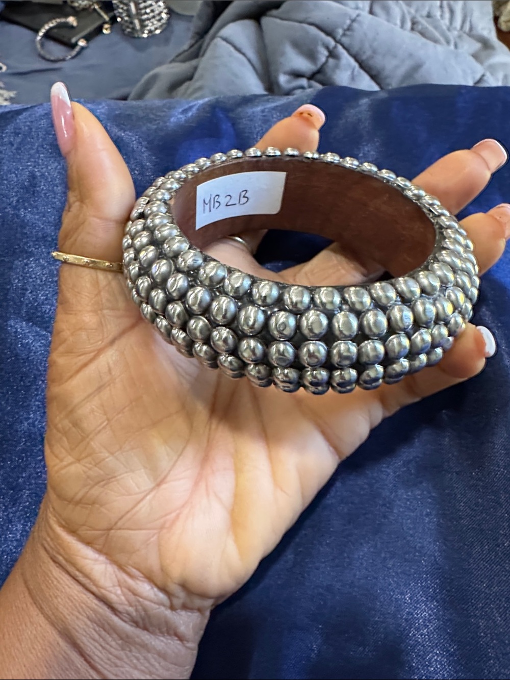 Chunky Silver Bead-Detail Bangle Bracelet - Silver